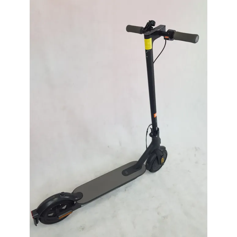 Hulajnoga Xiaomi Mi Electric Scooter Essential 8,5