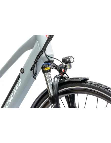 Trekkingowy Rower Elektryczny 28 Hydraulika Alu Wspomaganie Światła Stopka