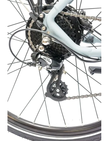 Trekkingowy Rower Elektryczny 28 Hydraulika Alu Wspomaganie Światła Stopka