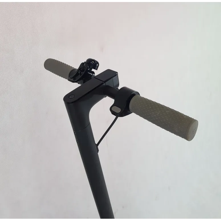 Hulajnoga Elektryczna Xiaomi Mi Scooter 1S 250 W Czarna Składana Światła