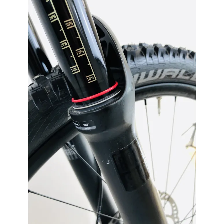 Rower Votec VE Elite 27,5 RockShox 180 Sram Magura