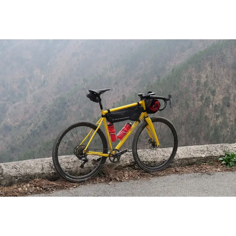 Torba Rowerowa Na Ramę Zefal Adventure C4 Wodoodporna 4,2 L Czarna Sakwa