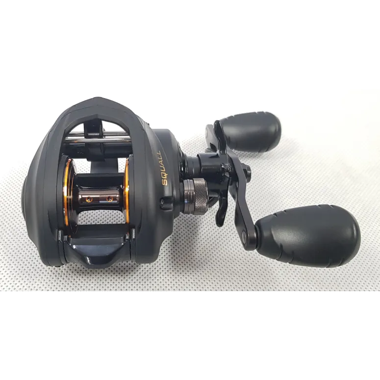 Kołowrotek baitcasterowy Penn Squall Low Profile 300 RH 7,3:1 263g HT-100