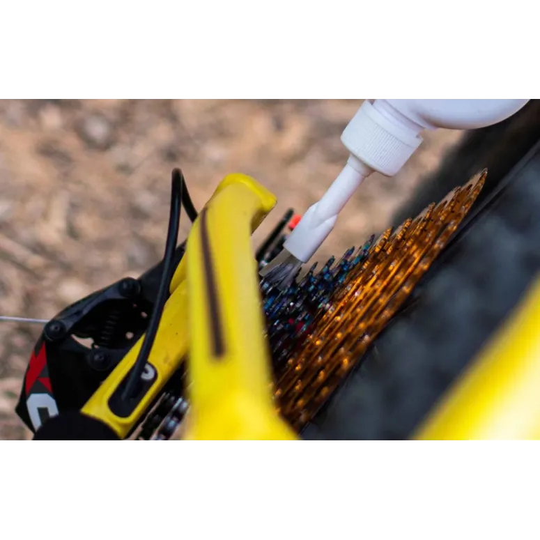 Preparat do Czyszczenia Łańcucha 4w1 Innotech 105 High Tech