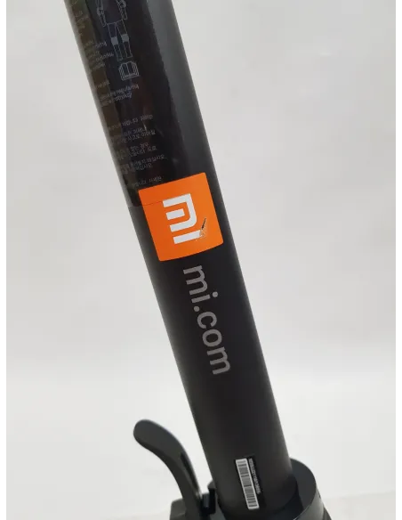 Hulajnoga Elektryczna Xiaomi Mi Essential BT 250W - 11