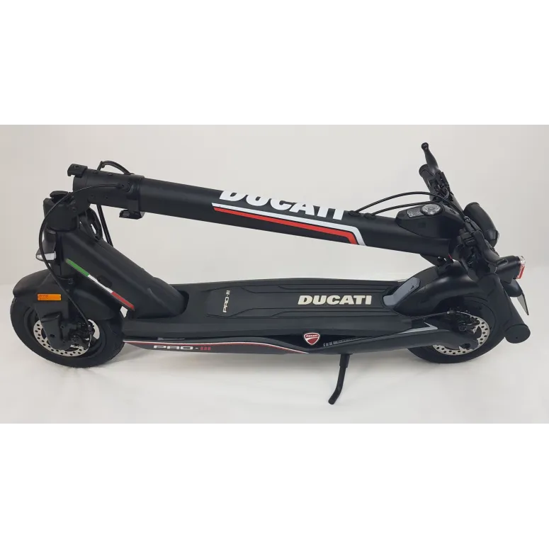 Hulajnoga Elektryczna Ducati Pro III 2022 350W NFC