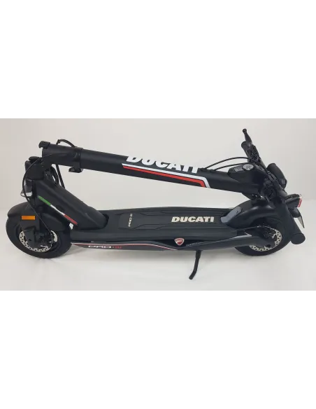 Hulajnoga Elektryczna Ducati Pro III 2022 350W NFC