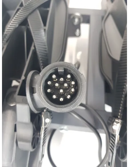 Bagażnik Rowerowy Peruzzo Como 4 Na 4 Rowery Do 60 kg Wtyczka 13-pin