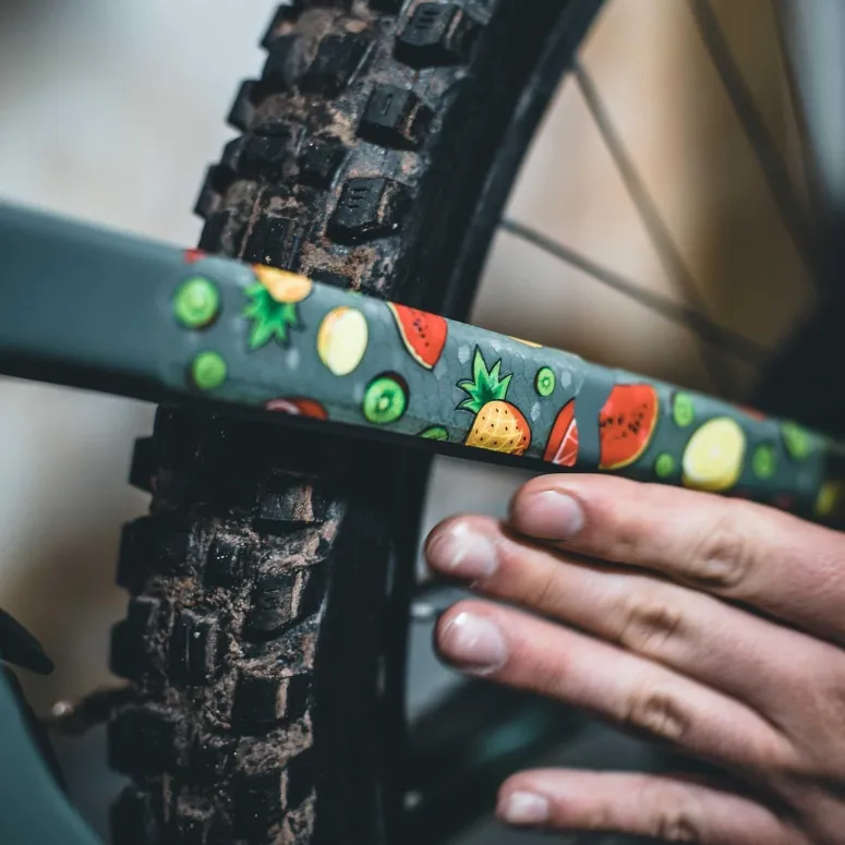 Folia Ochronna na Rower Riesel Design Tape 3000 Fruit Zestaw 17 Naklejek