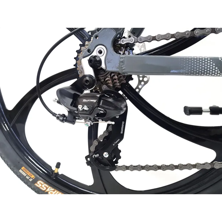 Rower Górski Uniwersalny 26 Młodzieżowy ALU Tarcze Cyngle 21 Biegów Dzwonek