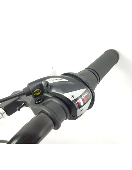 Rower Górski Damski Młodzieżowy 26 MTB Amortyzacja Sakwa Światła Dzwonek