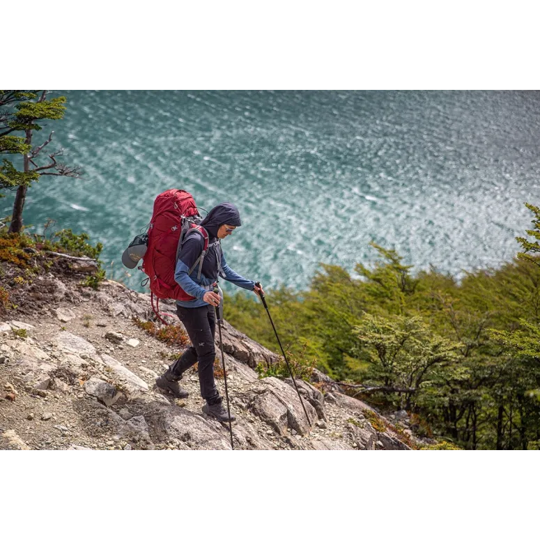 Plecak Turystyczny Osprey Ariel 65 Wyposażony Pas Biodrowy Pojemność 65L