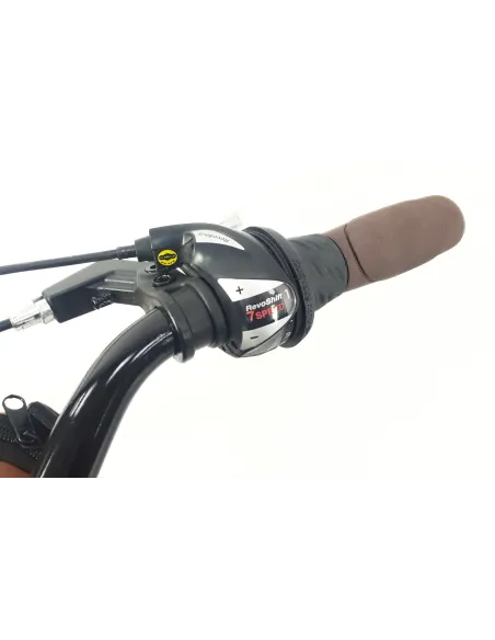 Rower Miejski Damski 28 Stal 21 Biegów Bagażnik Światła Stopka Gumy Sakwa