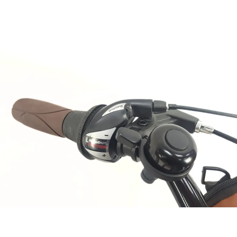 Rower Miejski Damski 28 Stal 21 Biegów Bagażnik Światła Stopka Gumy Sakwa