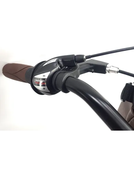 Rower Miejski Damski 28 ALU 21 Biegów Bagażnik Sakwy Dzwonek Stopka Światła