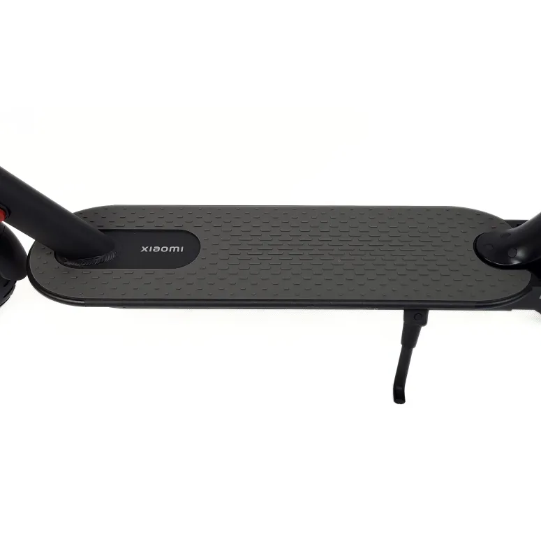 Hulajnoga Elektryczna Xiaomi Mi Electric Scooter 3 Lite 300W E-ABS Czarna