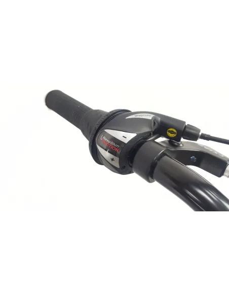 Rower Dziecięcy 24 Trekkingowy Młodzieżowy Bagażnik Światła Dynamo Dzwonek