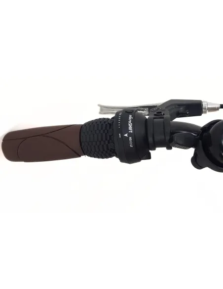 Rower Miejski Damski 26 Stal Błotniki Dzwonek Oświetlenie Stopka Odblaski