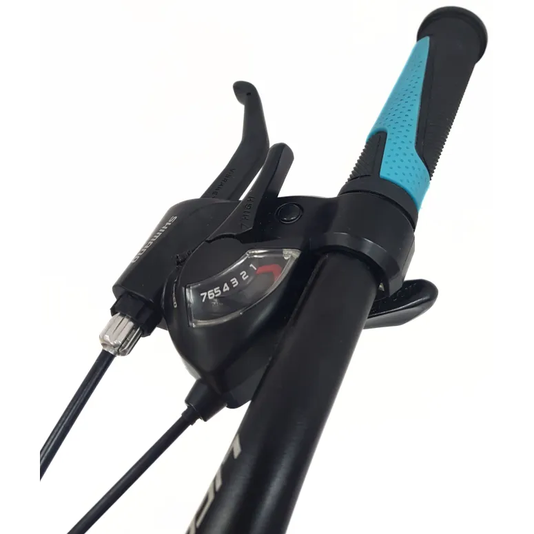 Rower Górski Młodzieżowy 26 MTB ALU Cyngle Hardtail Tarcze Sakwa Światła