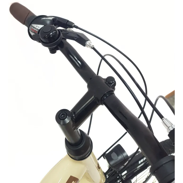 Rower Miejski Dziewczęcy 26 Revo Światła Stopka Błotniki Dzwonek Bagażnik