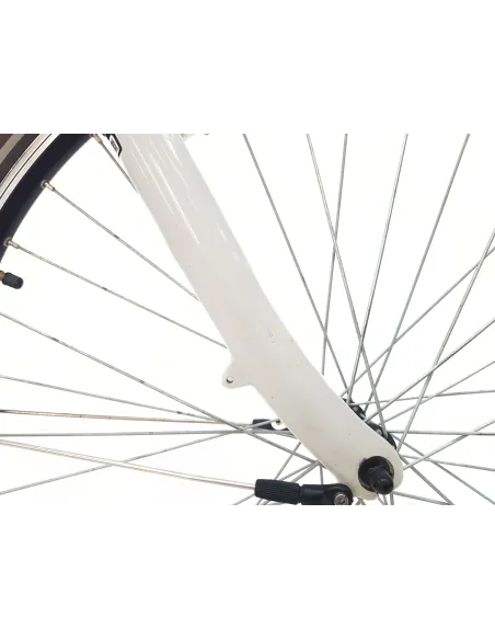 Elektryczny Rower Miejski Damski 28 Błotniki Oświetlenie Bagażnik Dzwonek